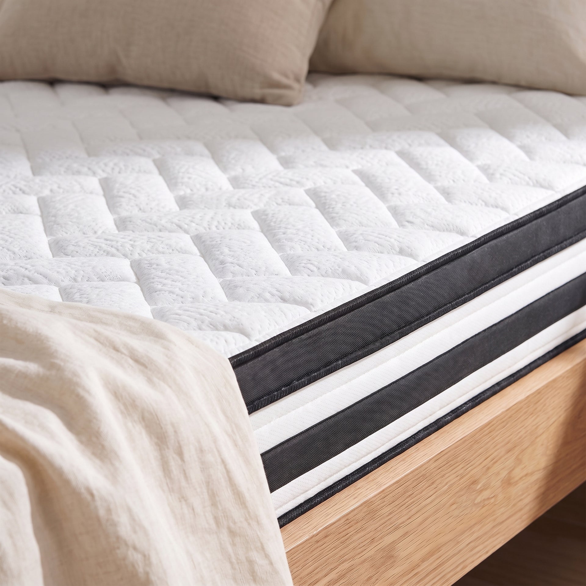 Garda Mattress, Medium Soft, Queen