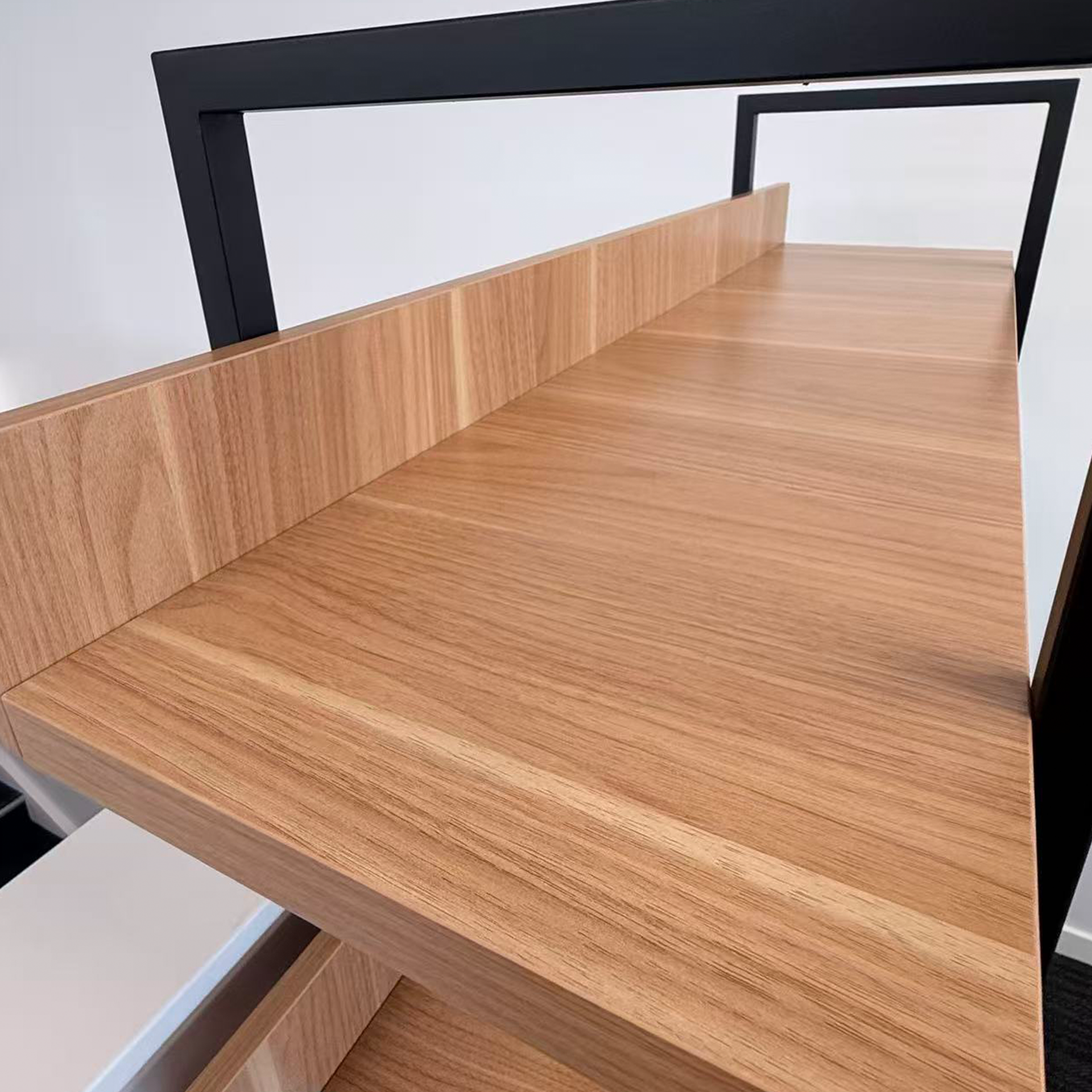 Assolo Shelving Unit, Golden Walnut, 1M